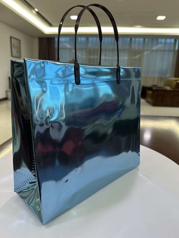 আরজিএস প্যাকেজিং চালু করেছে নতুন একক রঙের লেজার ফিল্ম লেমিনেটেড গিফট টোট ব্যাগ